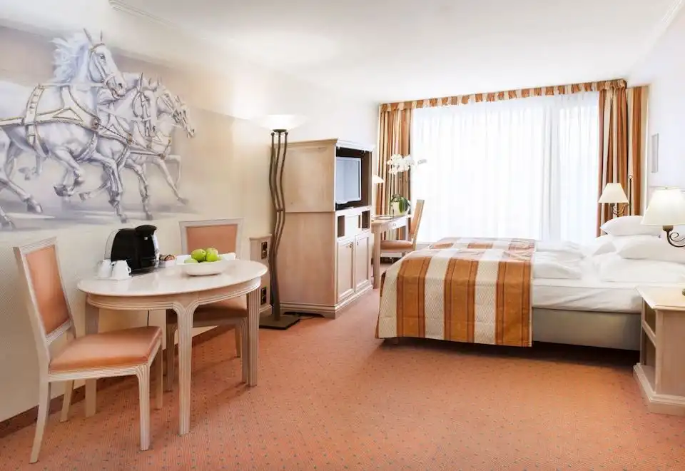 Standard Junior Suite