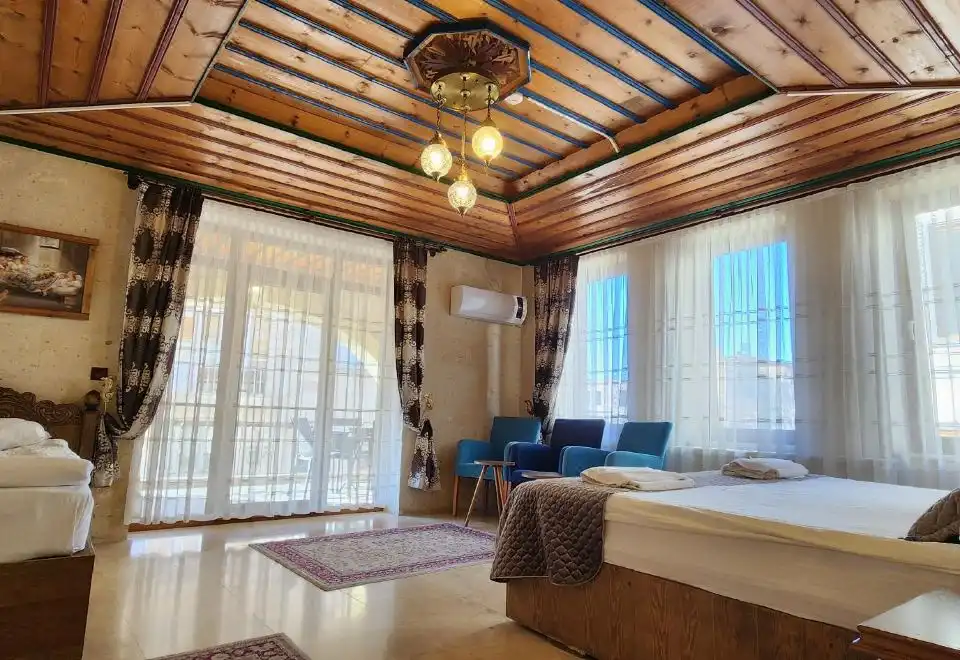 Triple Room With Balcony