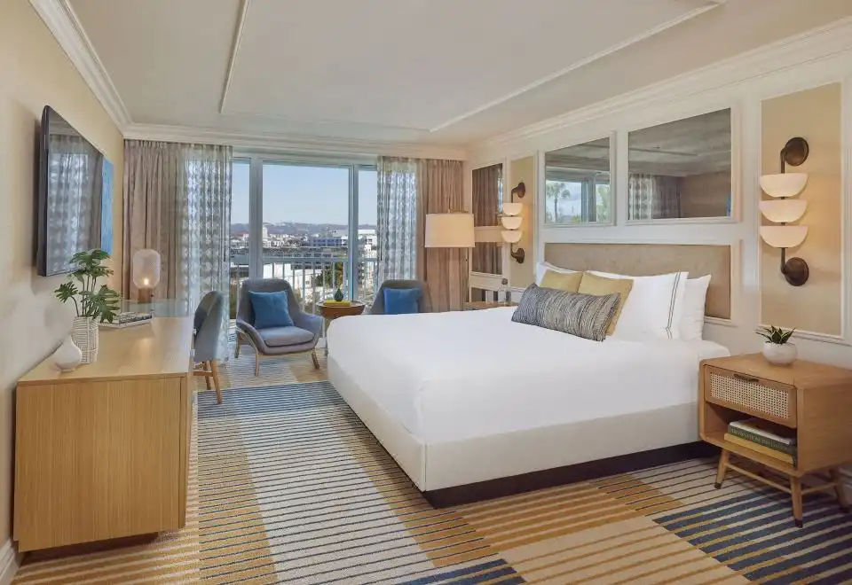 City View Deluxe King Room