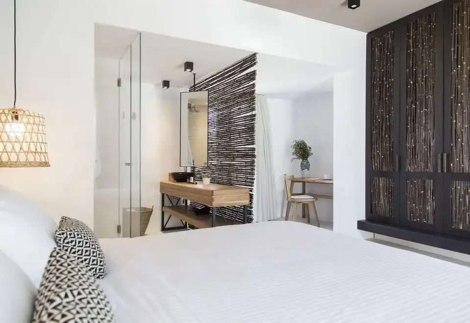 Superior Double Room with Town and Sea View