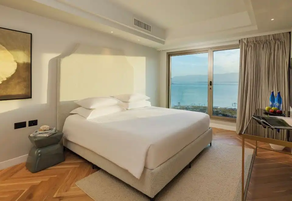 Presidential Studio Suite