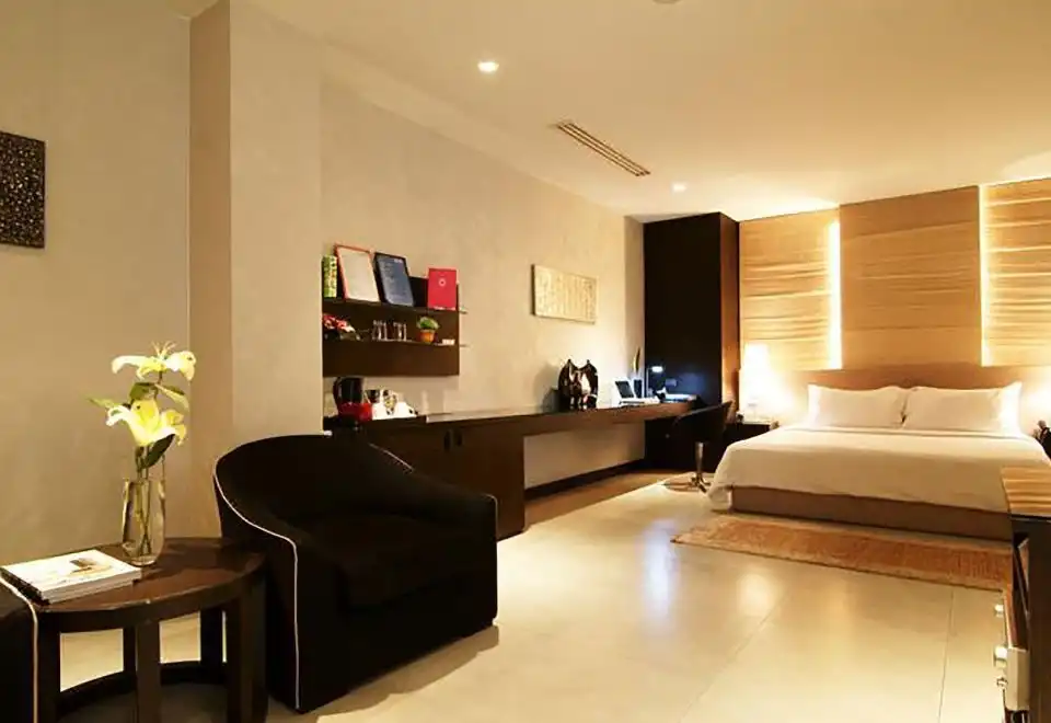 Superior King Room