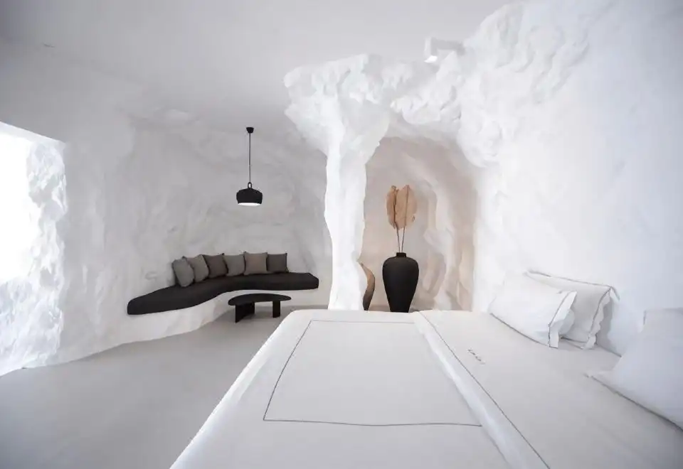 Majestic Suite With Private Outdoor Plunge Pool