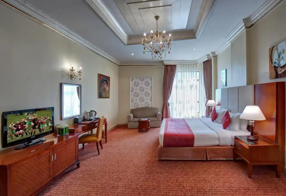 Deluxe King Room