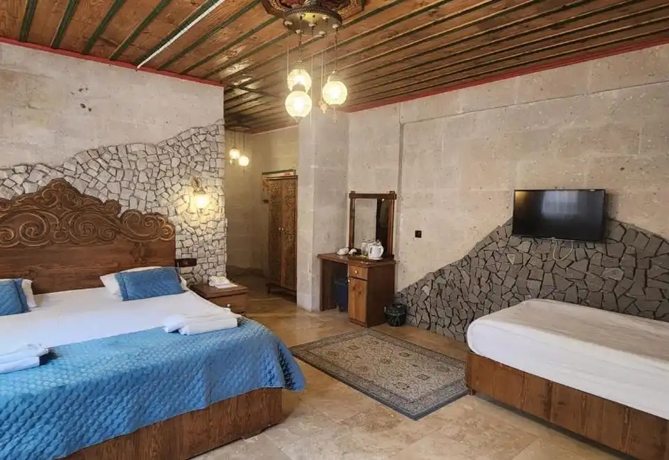 Triple Room With View