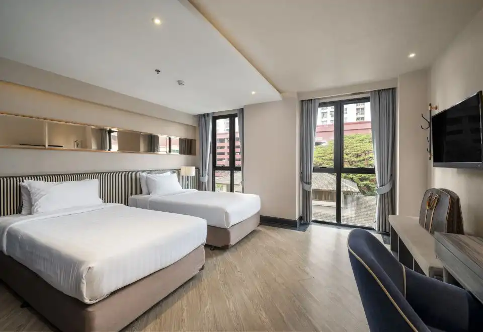 Deluxe Twin Room