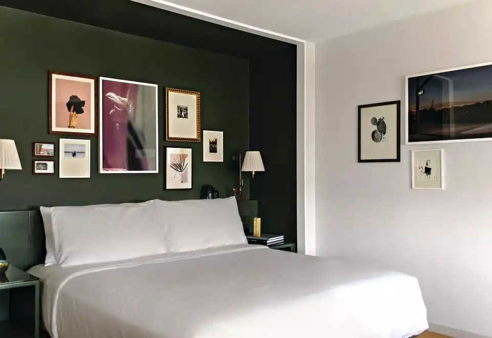 Stay Well Park Accessible King