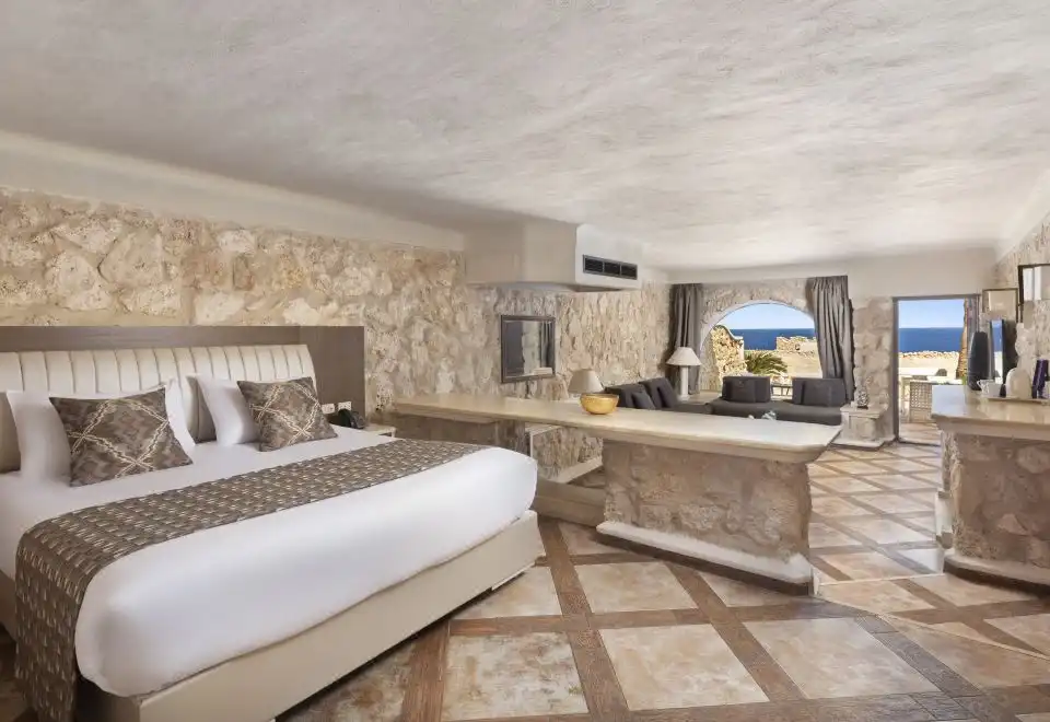 Deluxe Room Sea View