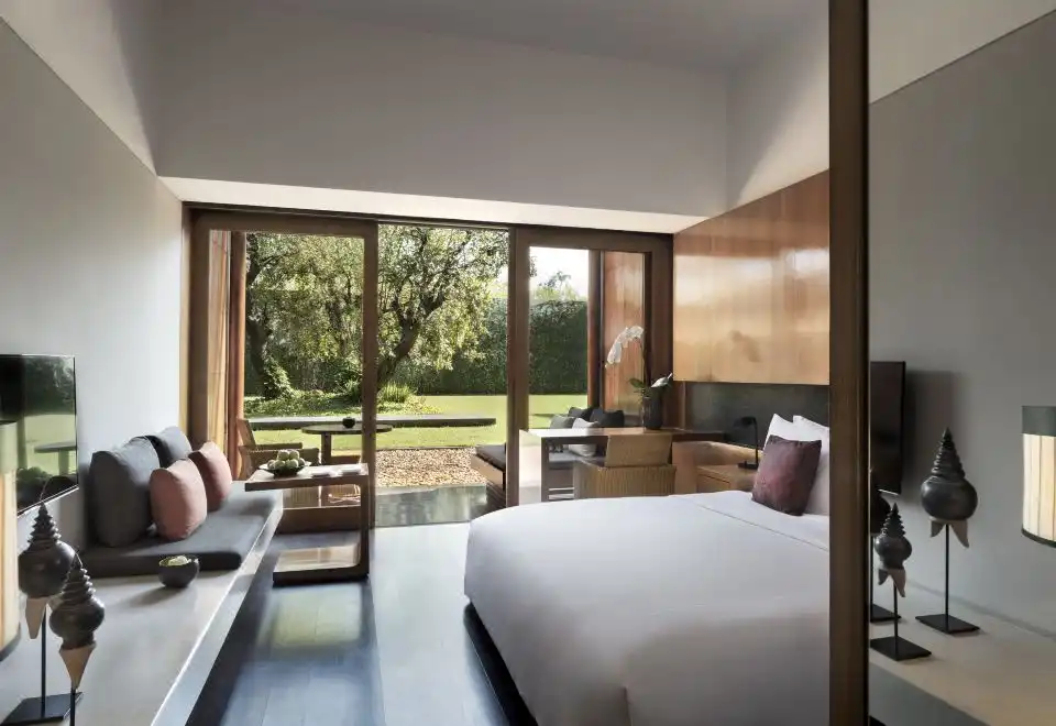 Deluxe Room with Garden View