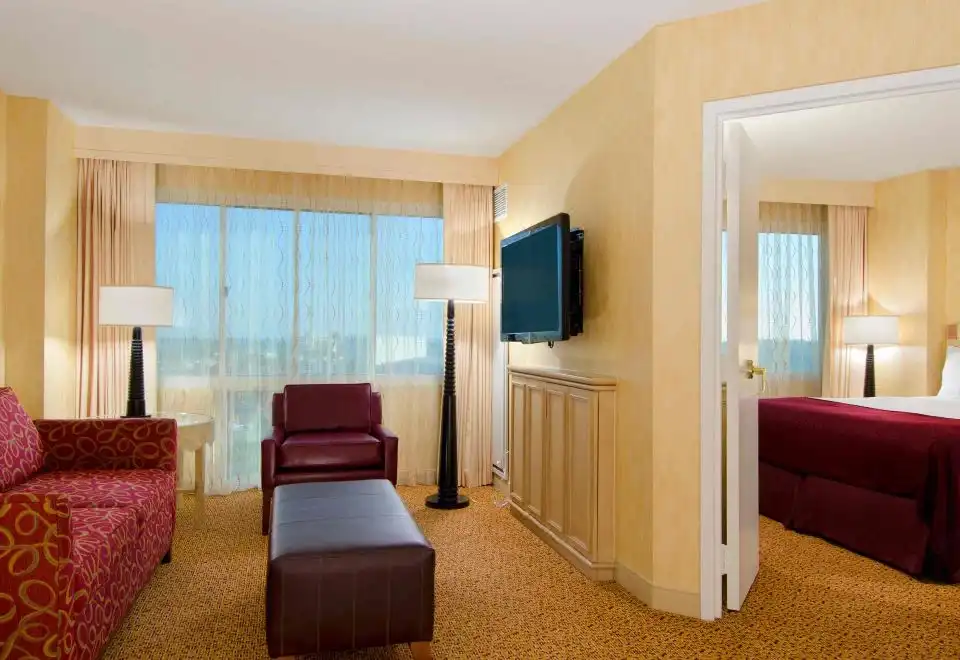 One Bedroom King Suite with Balcony