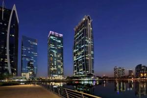 Oaks Liwa Heights Hotel Suites, Dubai