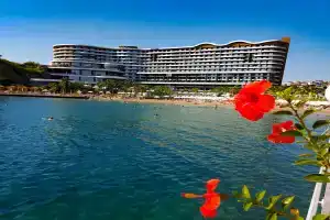 Mylome Luxury Hotel & Resort, Okurcalar