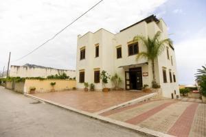 History Hotel, Valderice