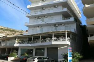 Hotel Ceko, Sarande