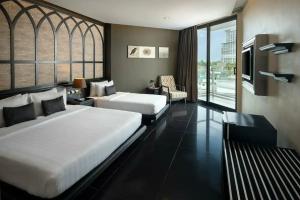 TSix5 Quarter, Chonburi
