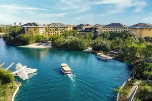 Universal's Loews Royal Pacific Resort, Orlando