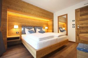 DOLOMITES B&B - Suites, Apartments and SPA, Tesero