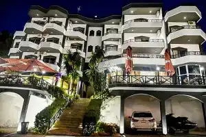 Privé City Hotel, Sarande
