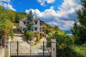 Infinity Villa Ioannina, Ioannina