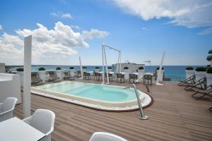 M&F Hotel, Gallipoli