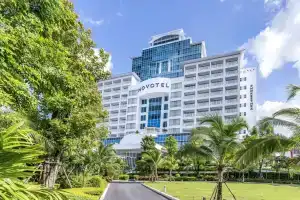 Novotel Phuket City Phokeethra - SHA Extra Plus, Phuket Town