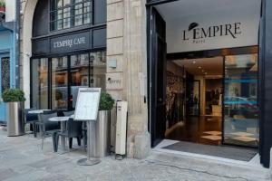 L'Empire Hotel, Paris
