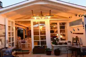 Perla Rossa Alacati, Alacati