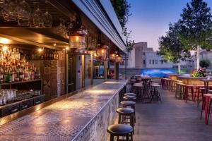 360 Degrees, Athens
