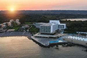 Eden Roc Resort - All Inclusive, Kalithea