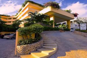 Pacific Club Resort, Karon