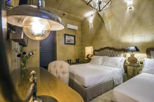 Attard - Hotels