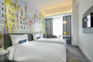 YELLO Hotel Harmoni, Jakarta