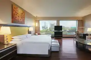 Courtyard by Marriott Mumbai International Airport, Mumbai