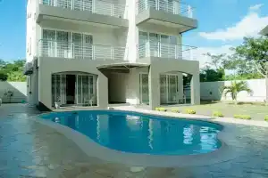 Mo Residence, Pereybere