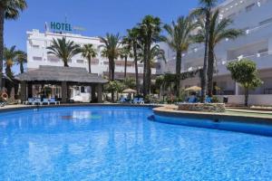 Hotel Mexico, Vera
