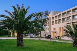Plaza Resort, Anavissos
