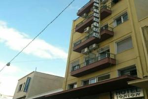 Hotel Ionion, Piraeus