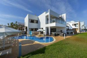 Seafront Villas, Protaras