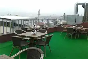 Polanin Hotel, Istanbul