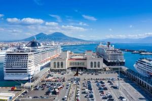 Smart Hotel Napoli, Naples