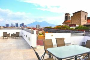 Palazzo Settembrini 49 Apart-hotel, Naples