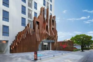 lyf Sukhumvit 8 Managed by The Ascott Limited Mini-hotel, Bangkok
