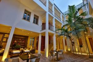 Billini Hotel, Historic Luxury, Santo Domingo