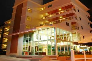 Embryo Hotel, Pattaya