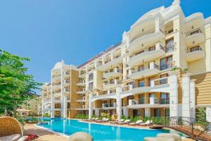 Harmony Suites - Dream Island, Sunny Beach