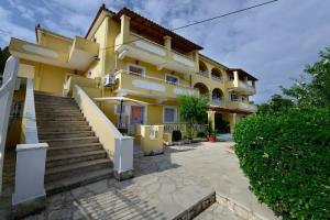 Marina Apartments, Agios Gordios