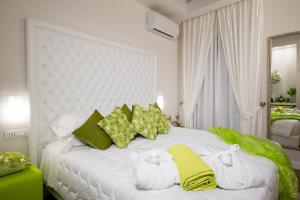 Apartment «Frattina», Rome