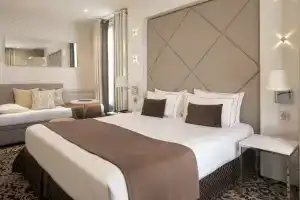 Longchamp Elysées Mini-hotel, Paris