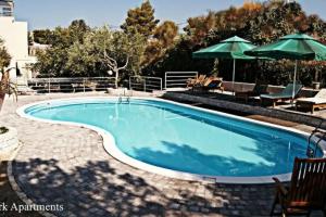 Ark Beach Apartments, Split