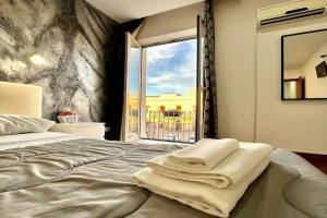 Hotel Como, Syracuse